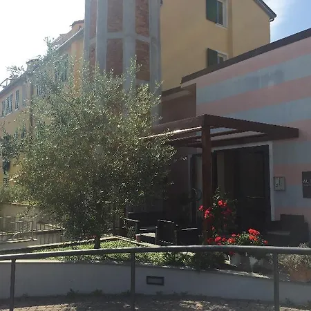 Aparthotel Al Borgo
