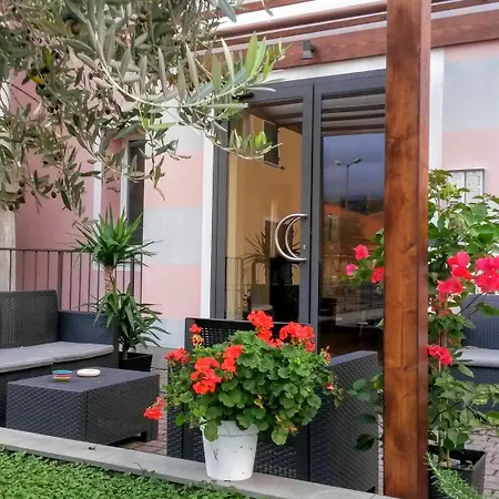 Aparthotel Al Borgo 3*