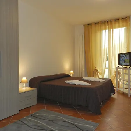 Aparthotel Al Borgo Sarzana